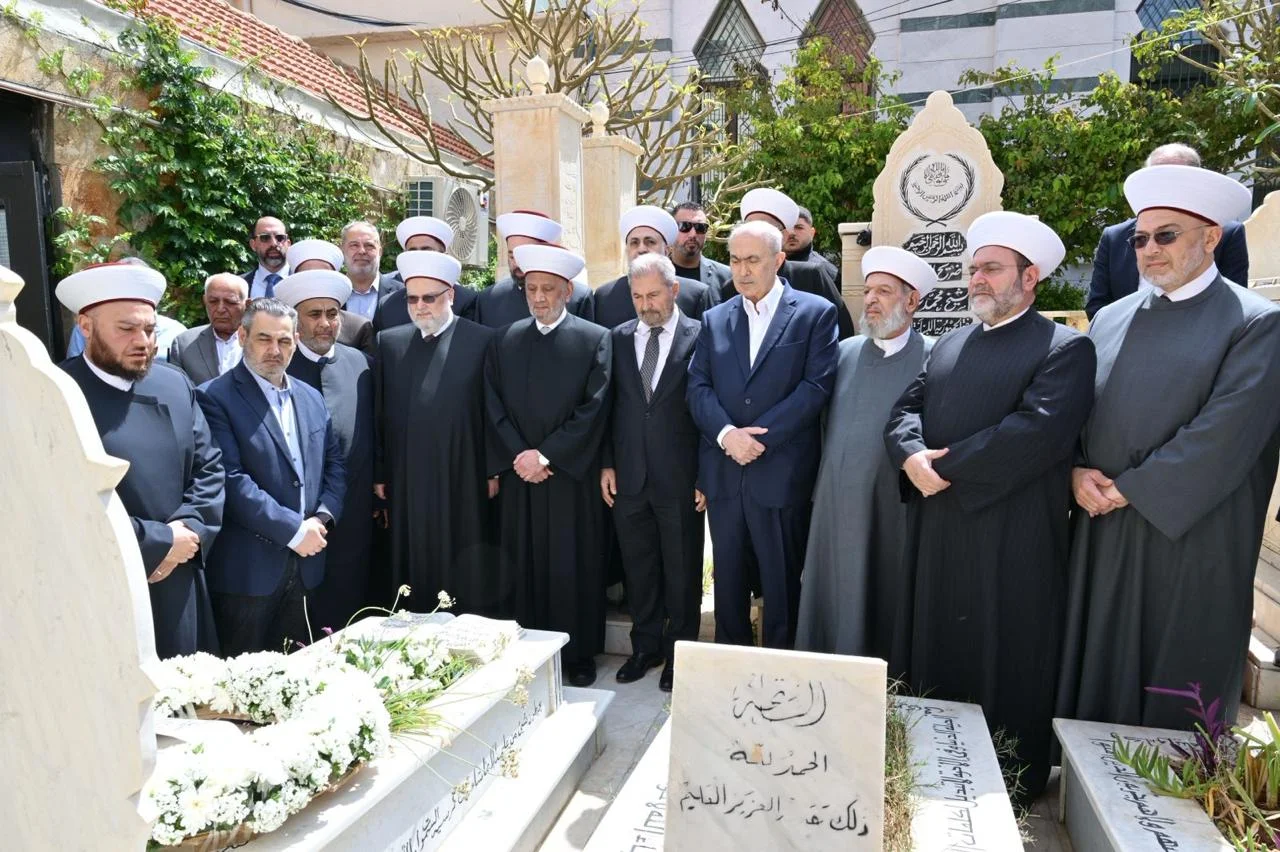 المفتي دريان من ضريح الشهيد